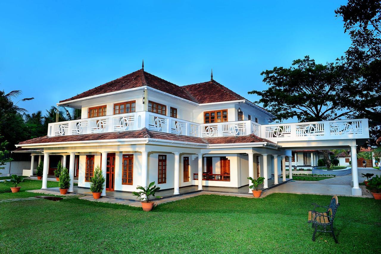 فندق Triveny River Palace Alappuzha المظهر الخارجي الصورة